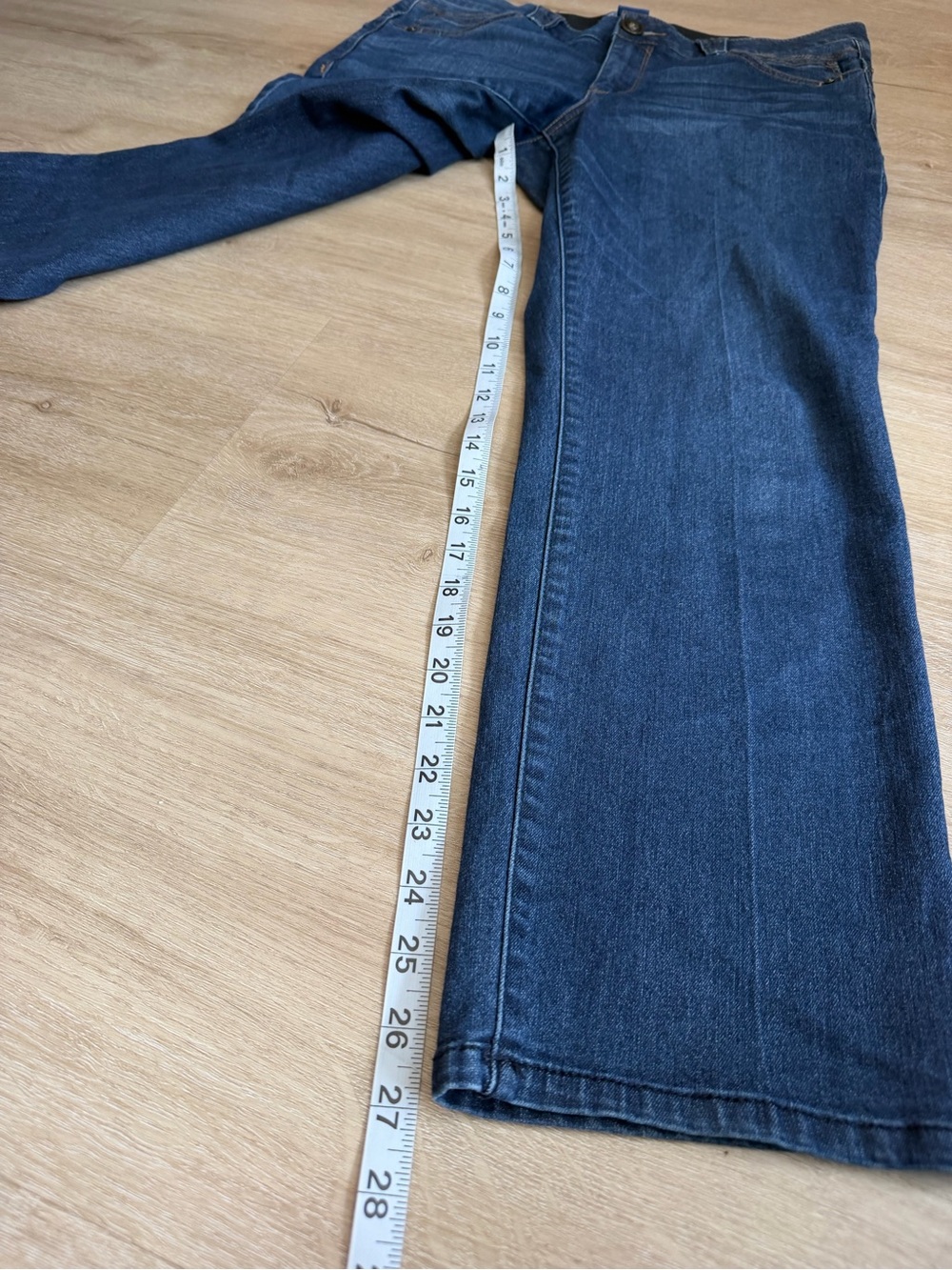 Democracy "Ab"solution Straight Leg Mid Rise Slimming Jeans Medium Wash SZ 12P - Picture 4 of 9